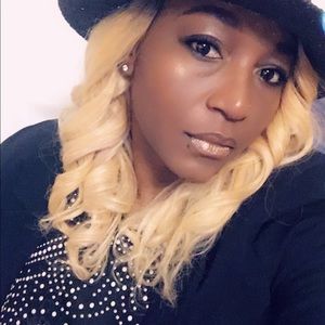 Meet your Posher, Staceyann